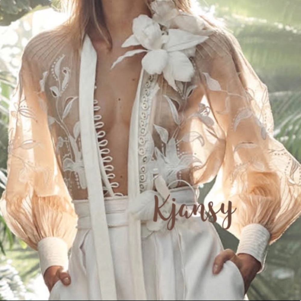 Malia Sheer Blouse - Picture 2 of 7